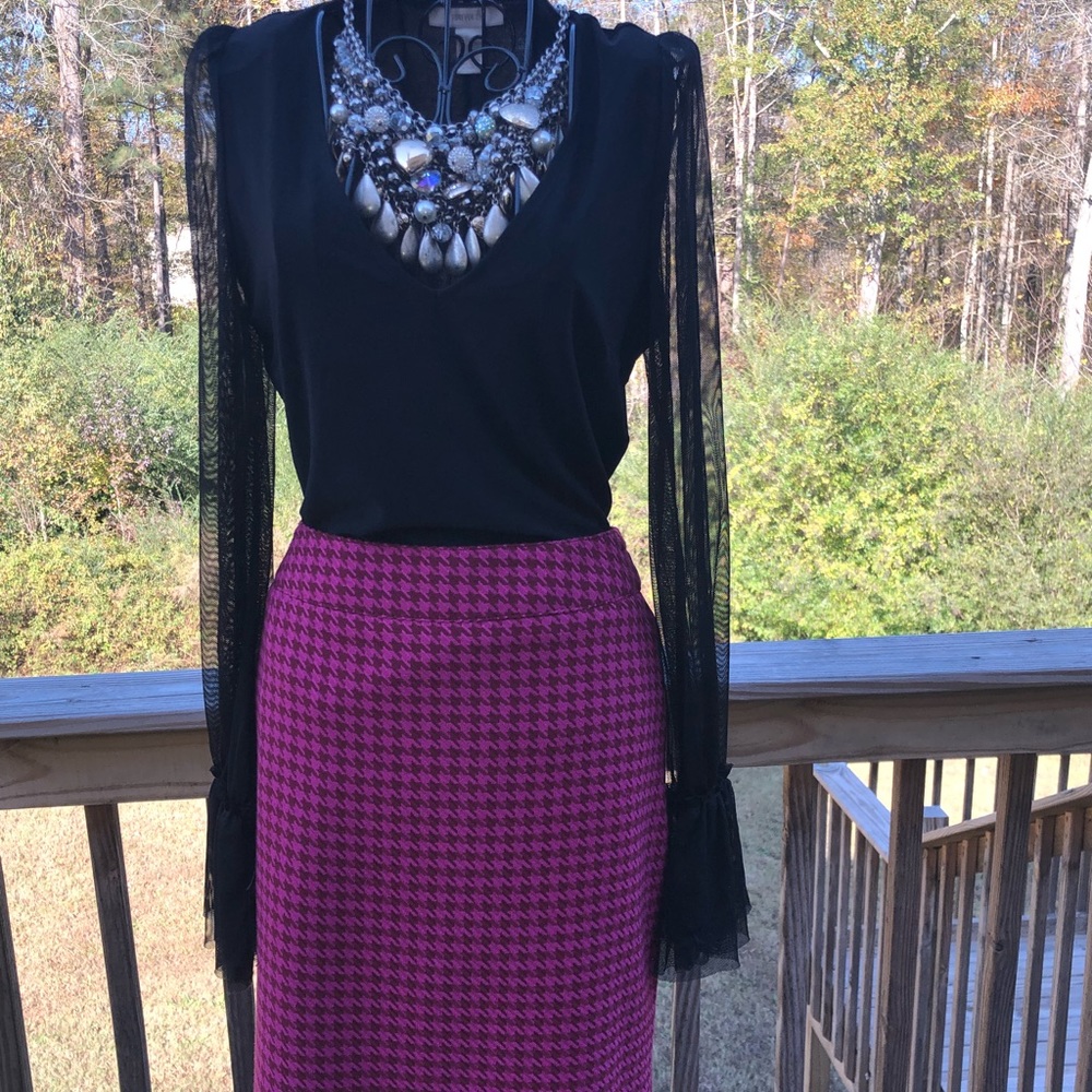 Pink Houndstooth Pencil Skirt